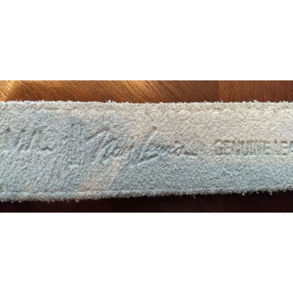 Vintage‎ NAN LEWIS White Leather Belt M/L Gold Tone Curved Buckle